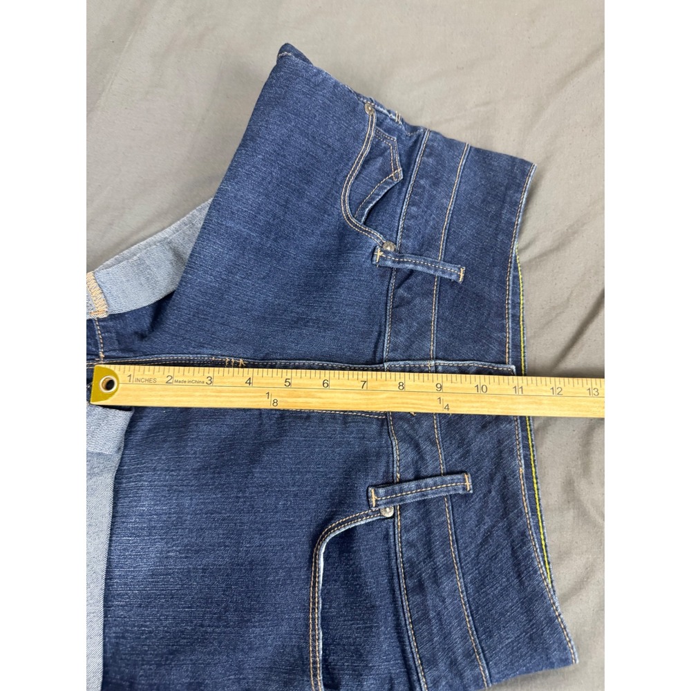 G by GUESS Womens High Waisted Cuffed Denim Shorts Dark Wash Blue Size 29 R60D08 - Picture 5 of 16
